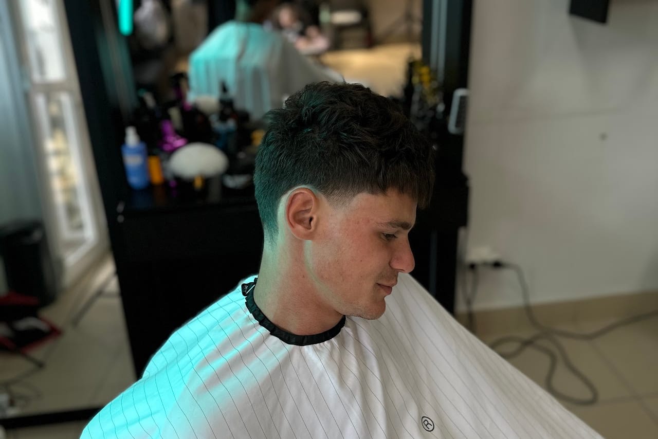 CONTINENTAL BARBER