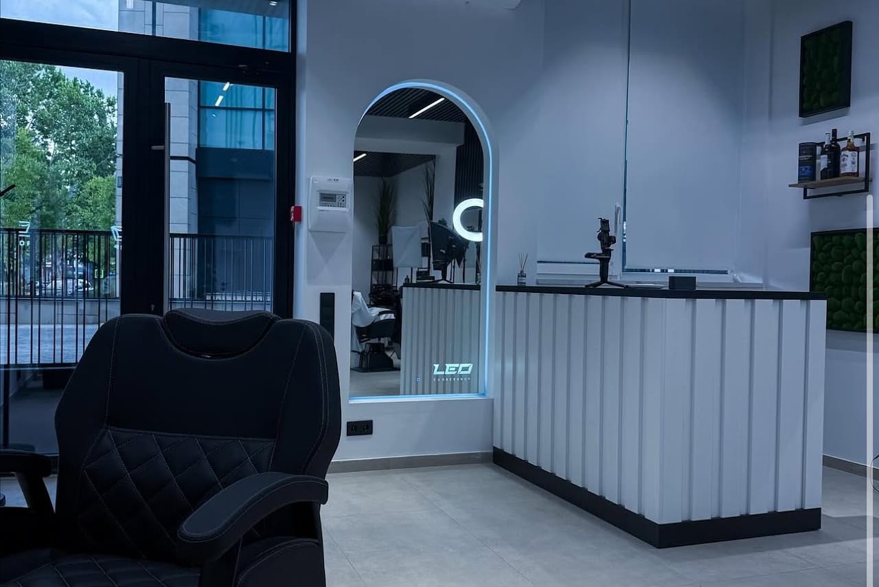 LEO BARBERSHOP