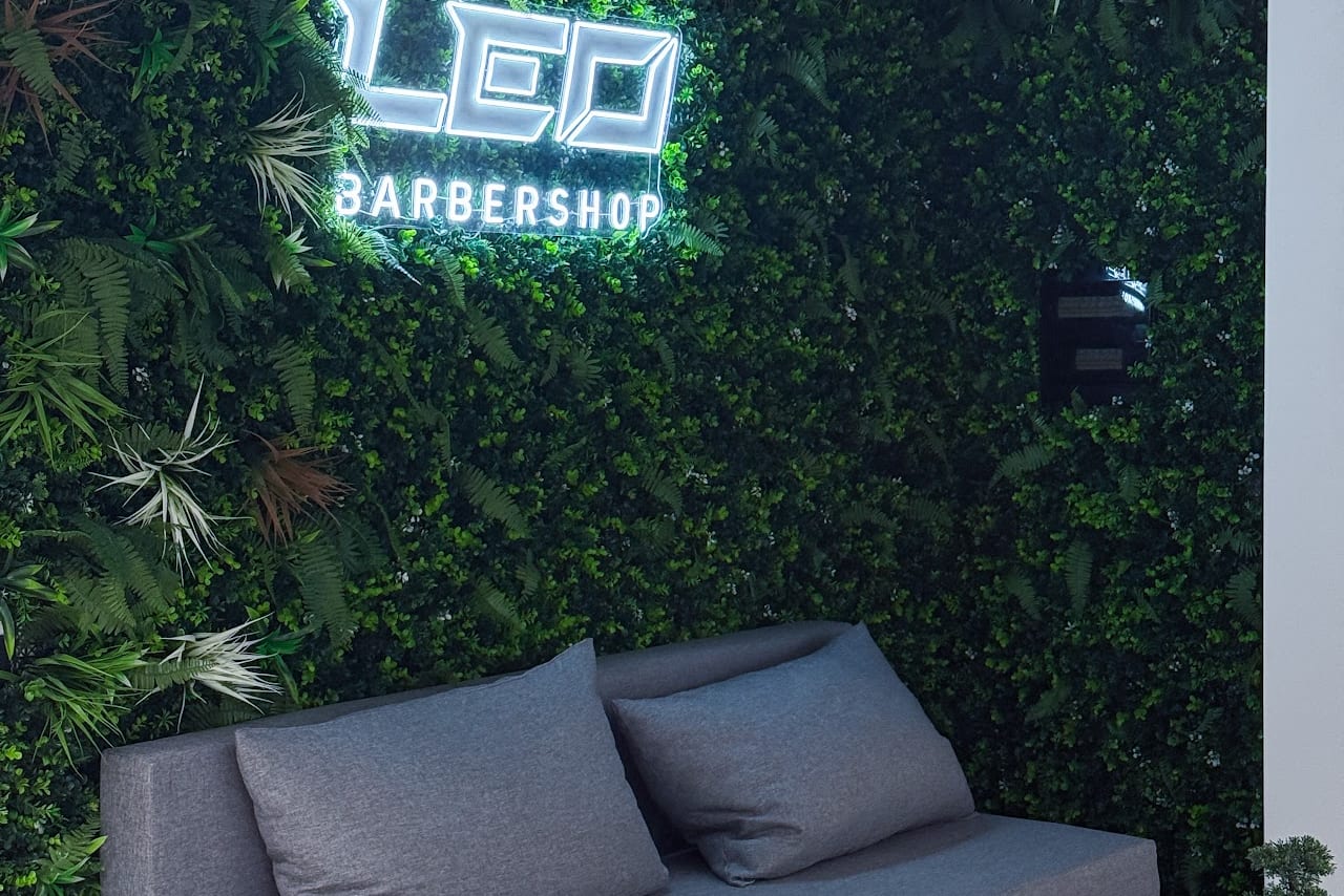 LEO BARBERSHOP