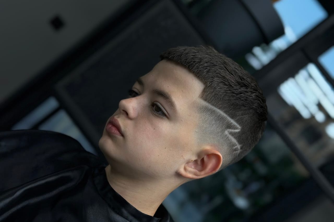 MAX BARBERSHOP
