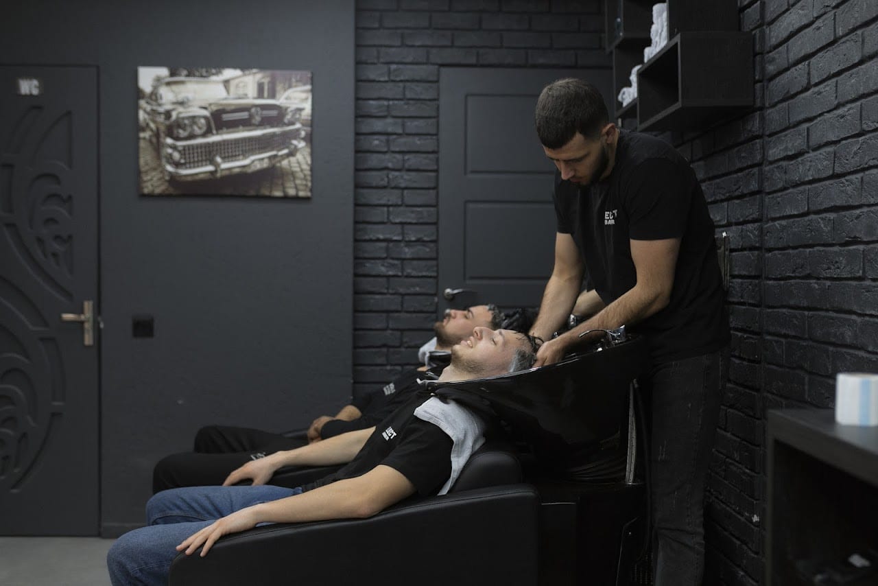 SELECT BARBER