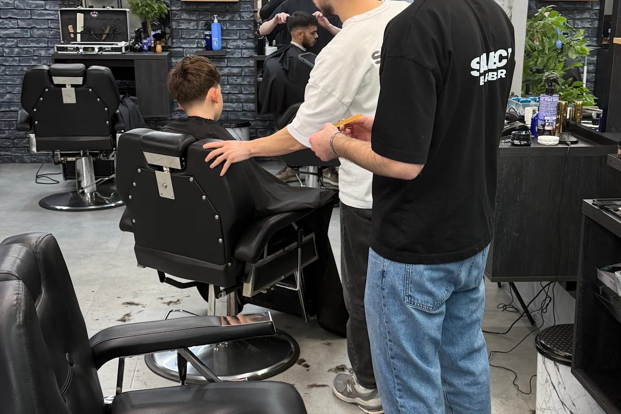 SELECT BARBER
